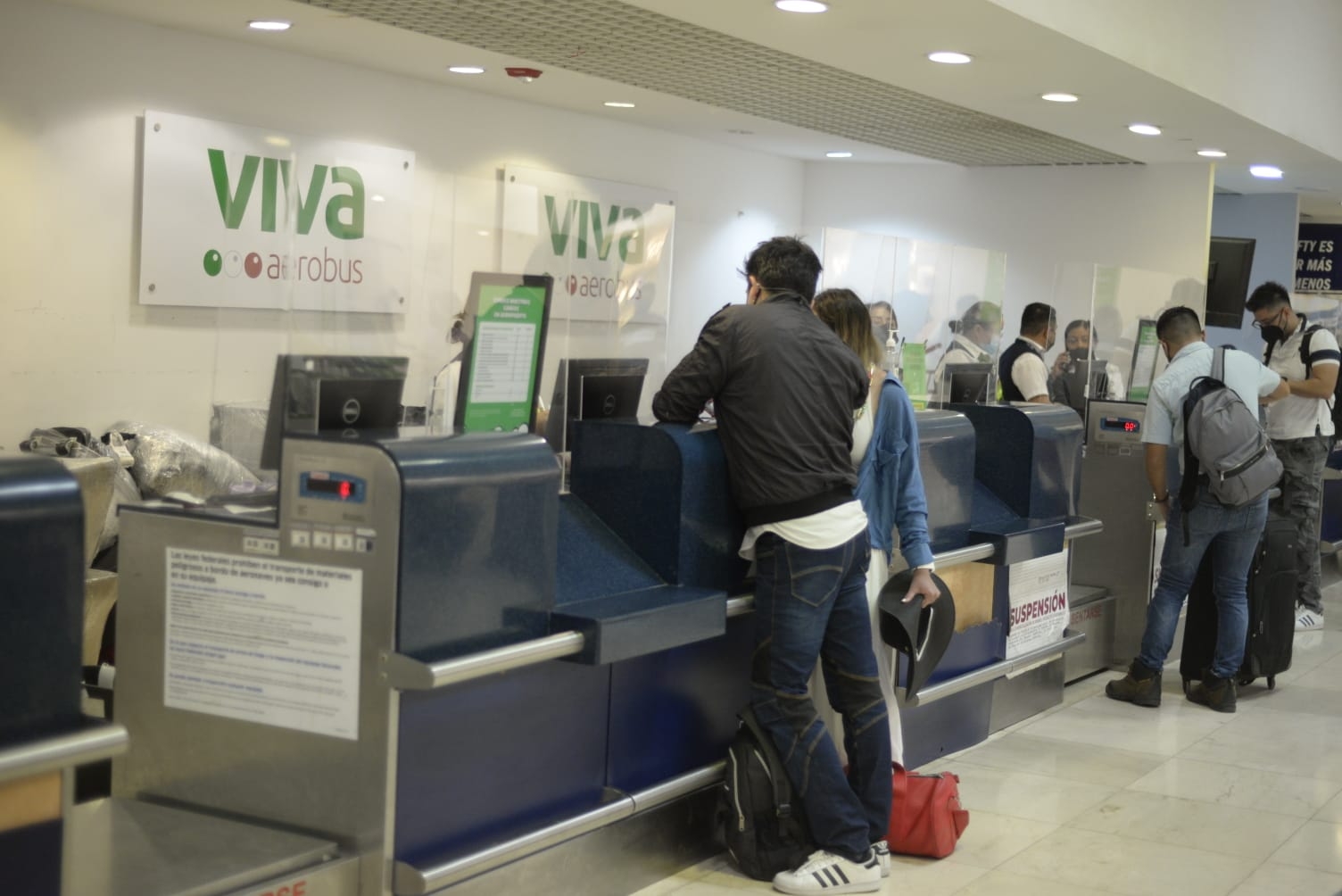 El vuelo de Viva Aerobus registró un atraso de 15 minutos a su llegada este lunes