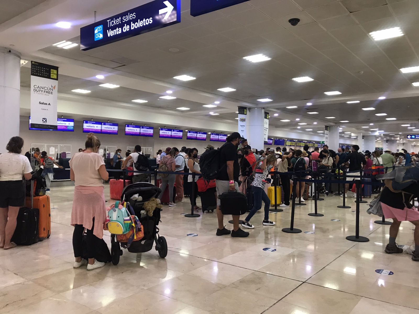 El aeropuerto de Cancún es uno de los que más tráfico registra en México, sólo por detrás del recito aéreo 'Benito Juárez' en la CDMX