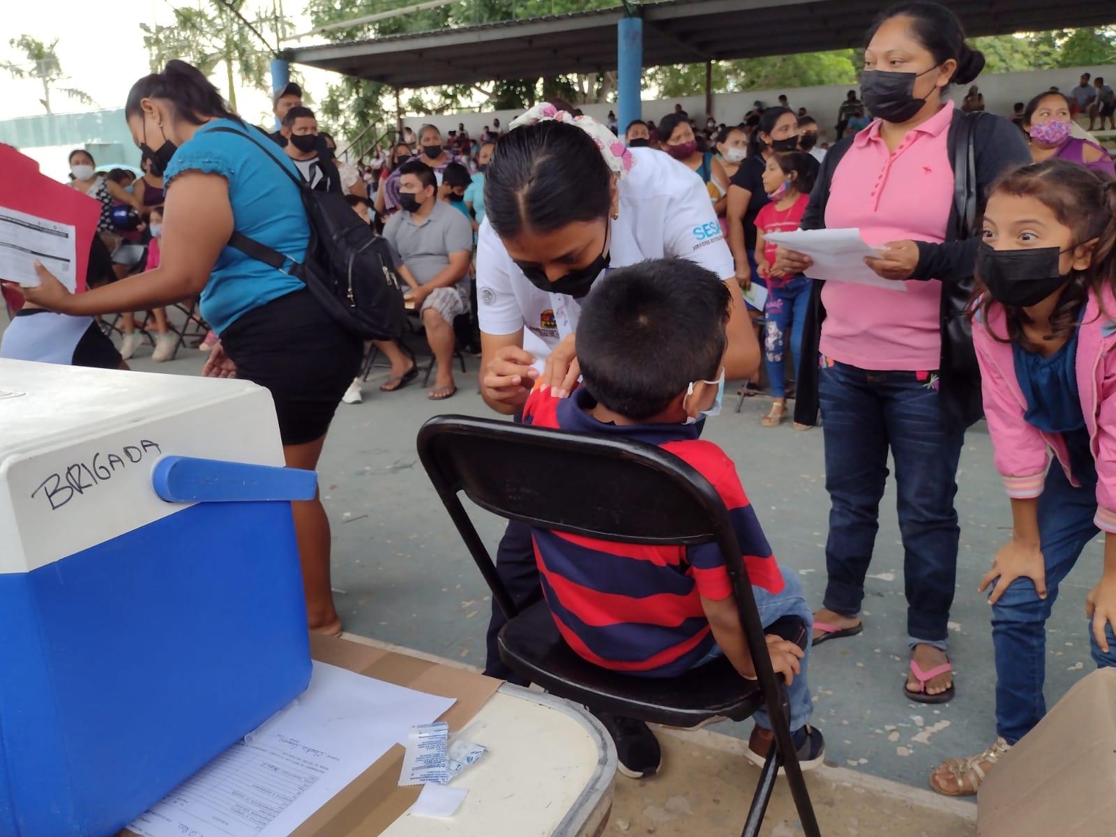 Las niñas y niños de cinco a 11 años de Playa del Carmen deberán esperar a que la SESA asigne las nuevas fechas para que sean vacunados contra el COVID