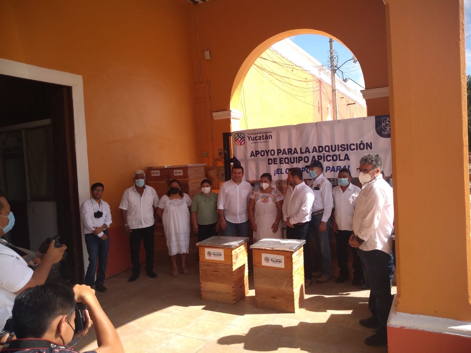 Apicultores de Chocholá reciben 250 cajas de abejas por parte del gobierno de Yucatán