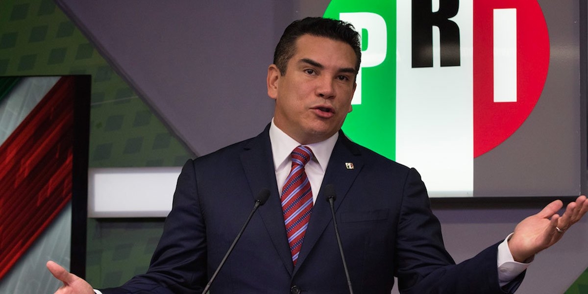 Alejandro Moreno Cárdenas, muestra su apoyo a Enrique Peña Nieto