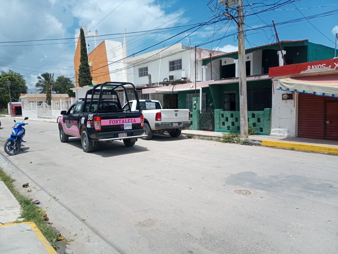 Los elementos de seguridad llegaron al momento en que los ladrones se encontraban en lugar