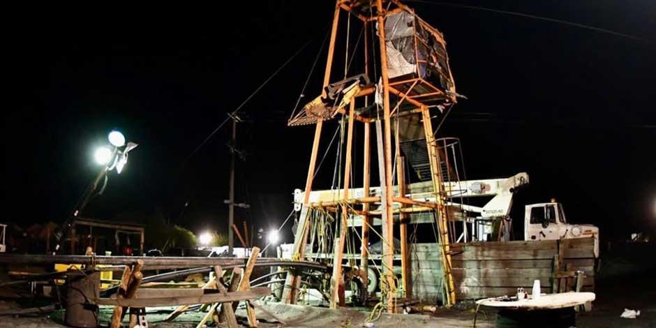 Aumento de niveles de agua en mina de Coahuila complica rescate de 10 mineros