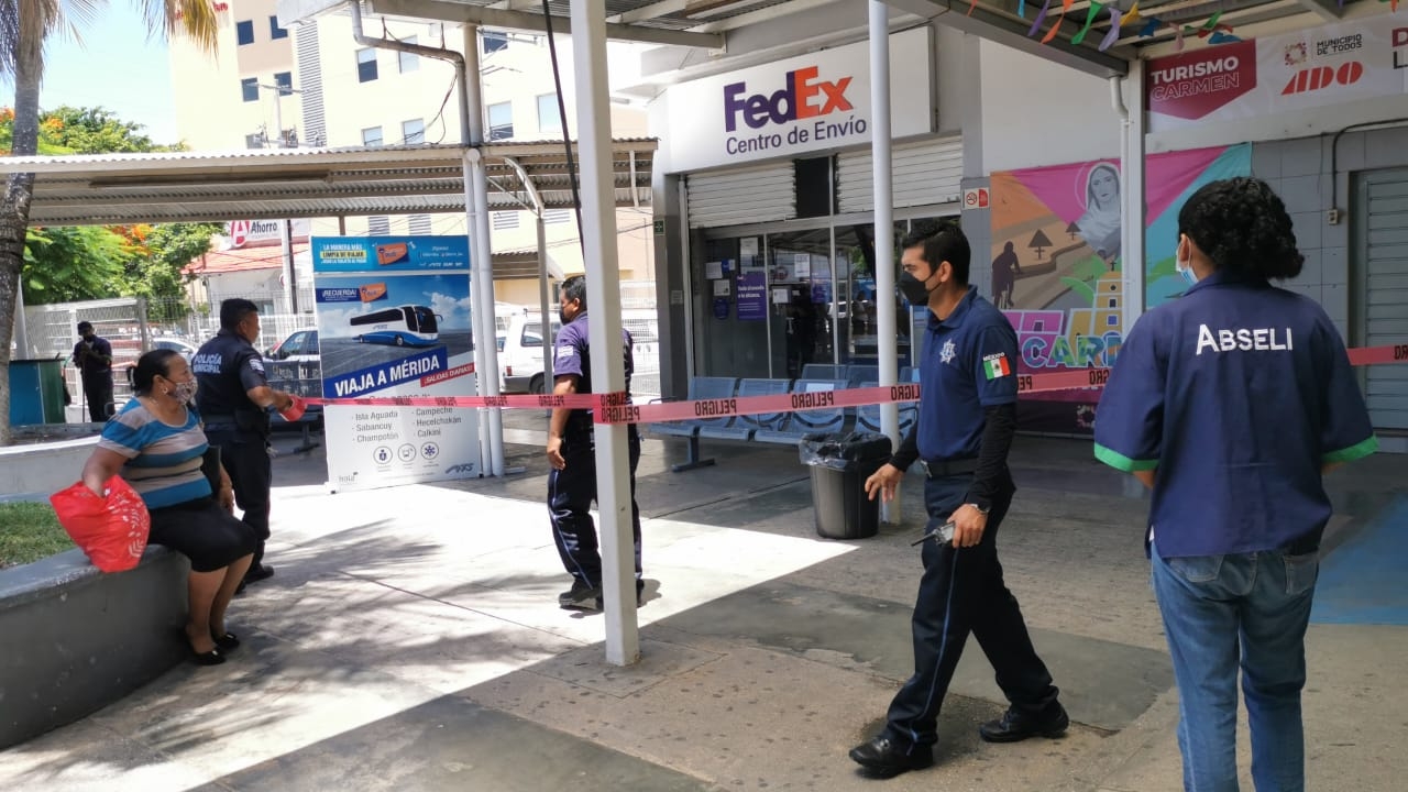 Policía de Ciudad del Carmen decomisa droga en paquetería “Fedex” del ADO