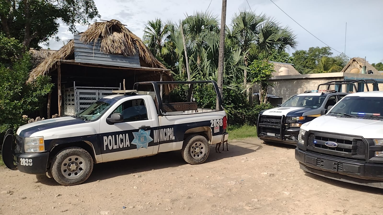 Unidades de la Policía Municipal y de Investigación llegaron a la comunidad de Señor en Carrillo Puerto para las diligencias correspondientes sobre el presunto 'levantón'