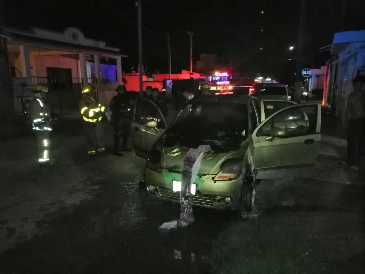 Se trata del tercer auto quemado de manera consecutiva en Chetumal