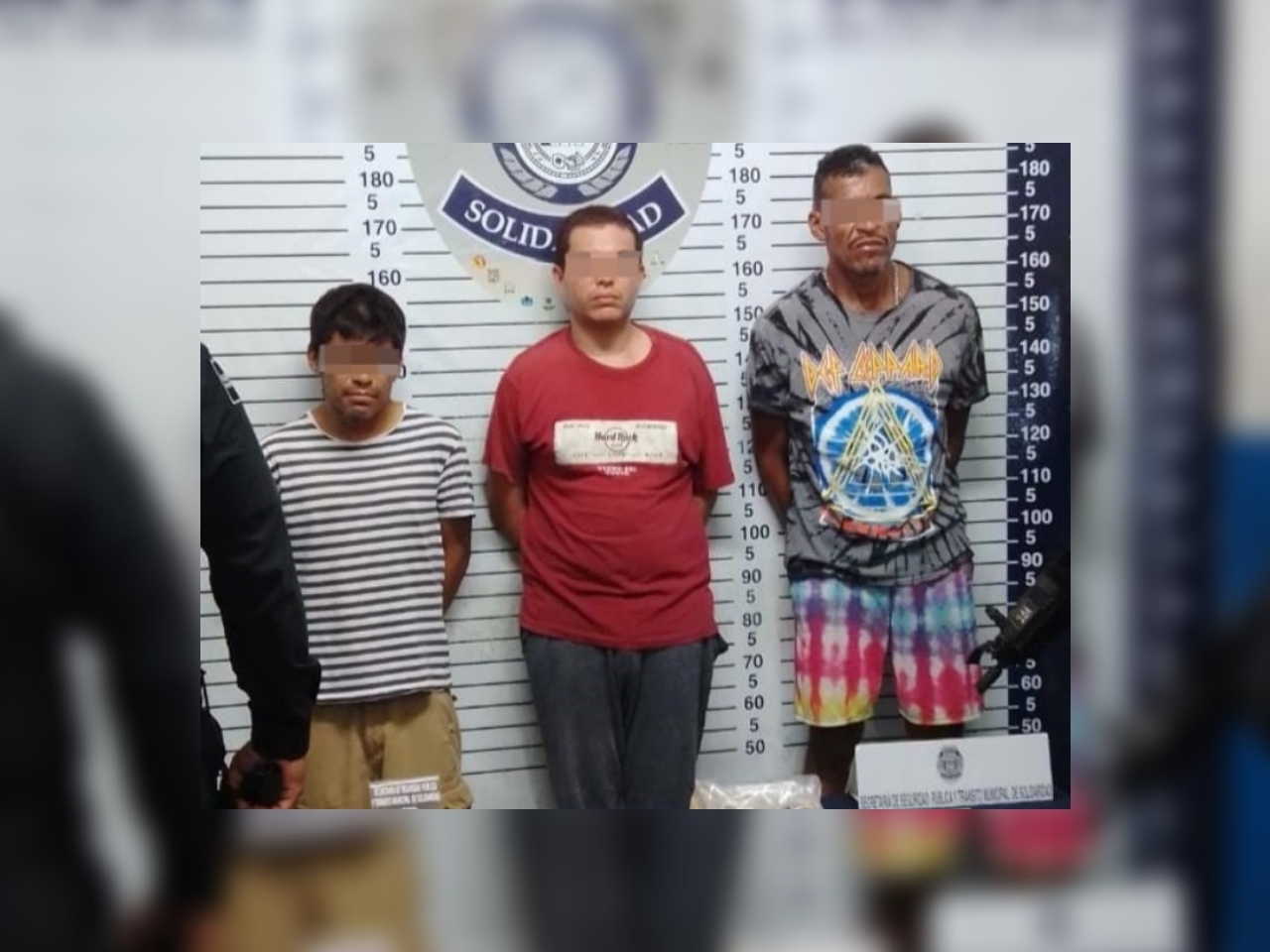 Los tres detenidos con droga fueron llevados a la Fiscalía General de Quintana Roo, sede Playa del Carmen, donde se definirá su estatus legal