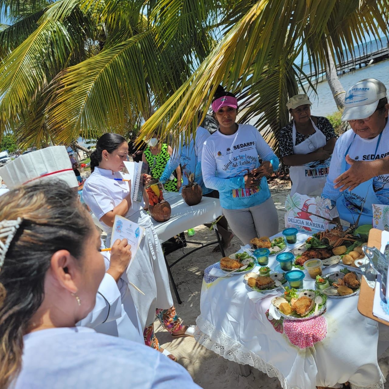 Feria de la Langosta reúne el mejor sazón de la zona Sur de Quintana Roo