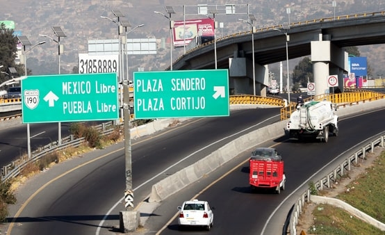 Los asaltos y robos en las carreteras de México siguen a la alza, según datos de la Guardia Nacional
