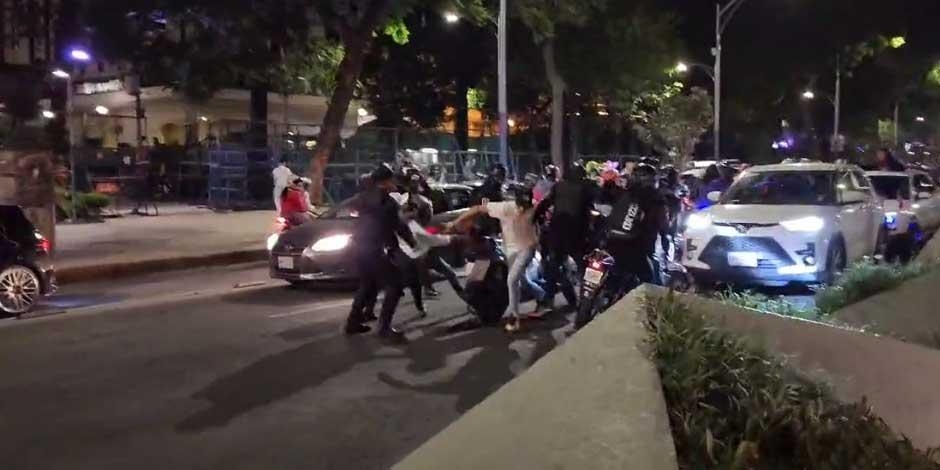 Rodada de motociclistas en Paseo de la Reforma deja 26 detenidos