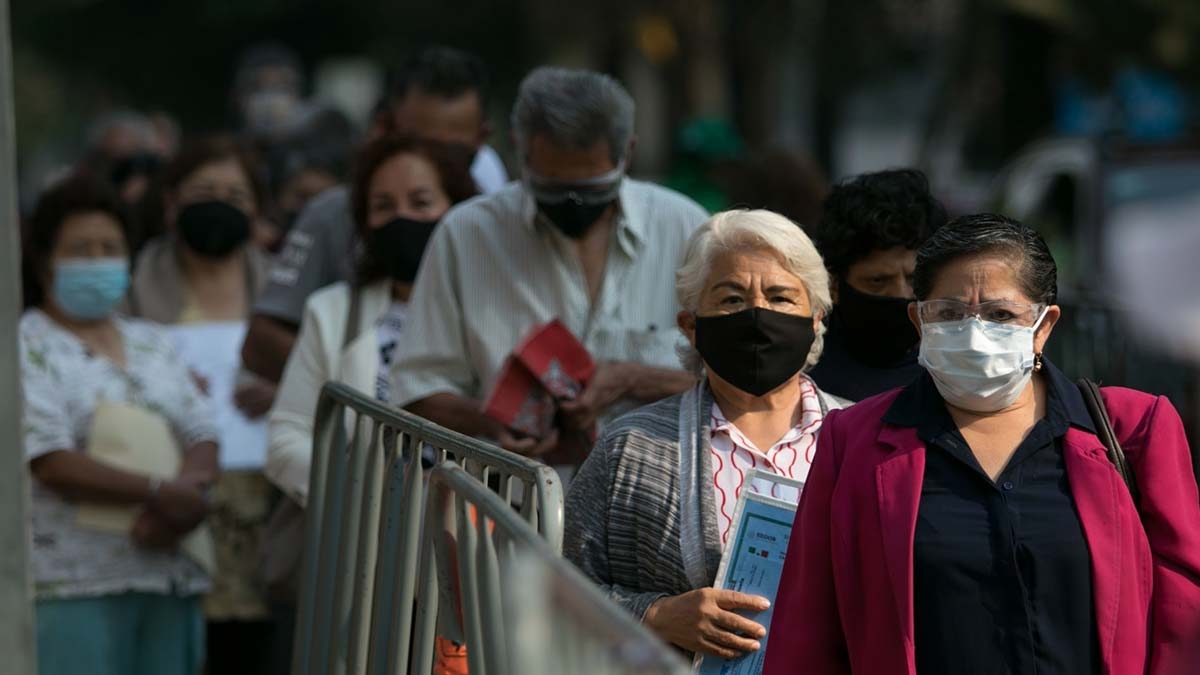 ¿Cuándo cae el aguinaldo 2022 para los pensionados del IMSS e ISSSTE?