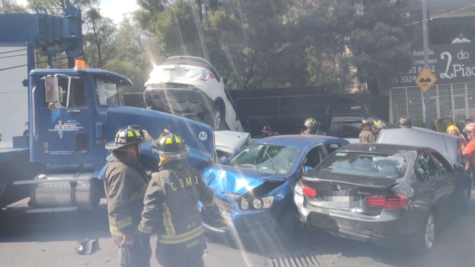 Tráiler causa carambola en la Alcaldía Álvaro Obregón de la CDMX