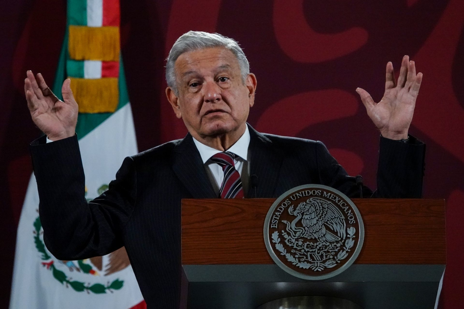 AMLO felicita a diputados por iniciativa sobre el Ejército para que siga en las calles hasta 2029