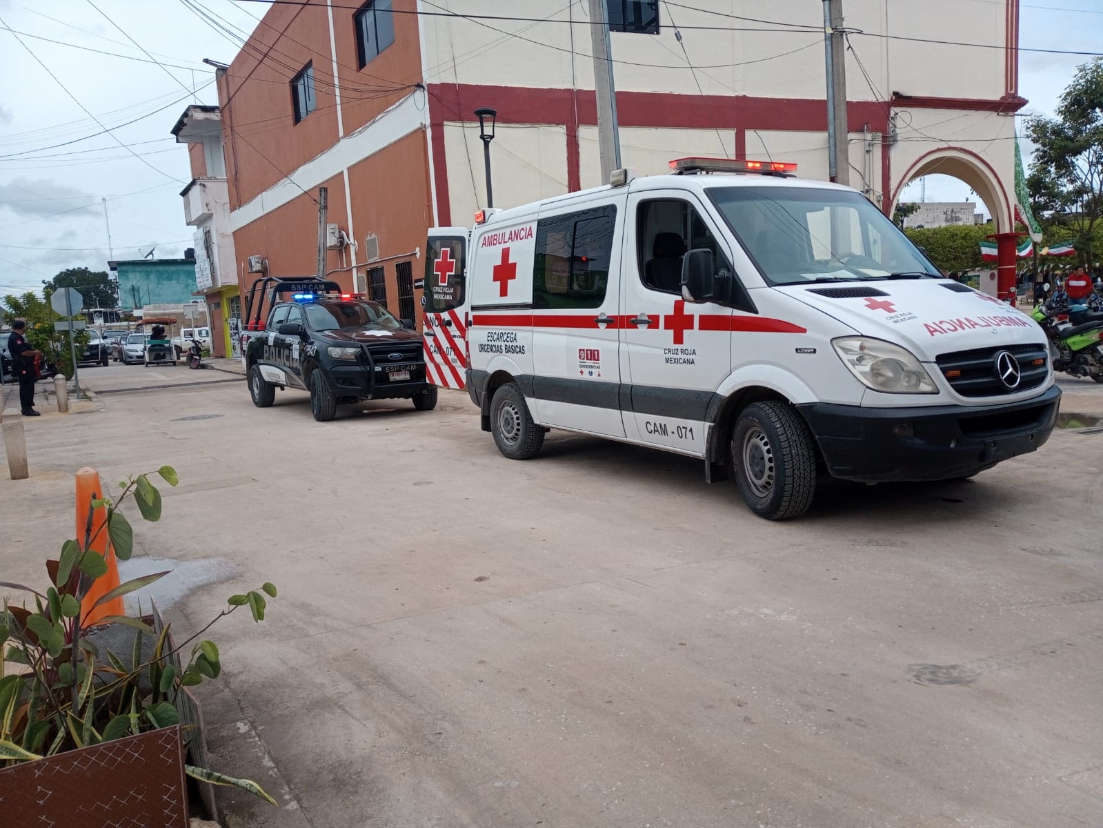 El hombre comenzó a sentirse mal cuando subía las escaleras