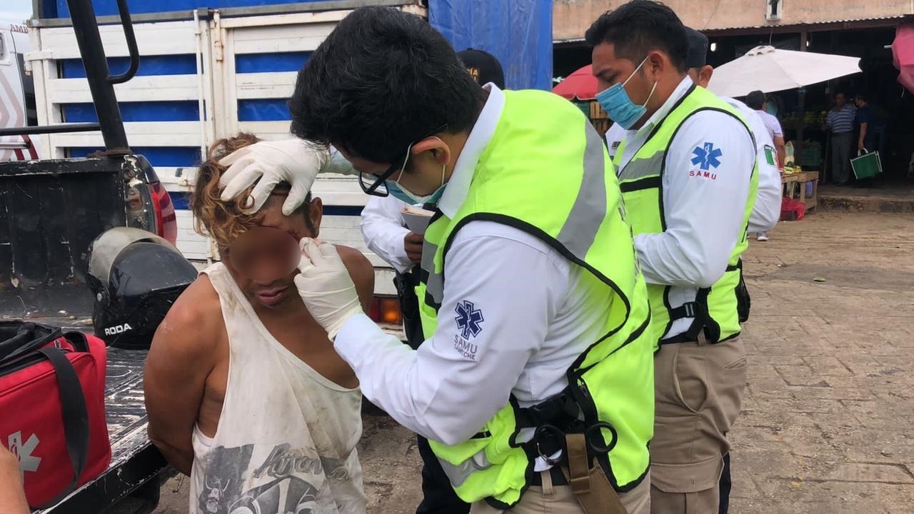Linchan a ladrón por asaltar con un cuchillo a un carnicero en Campeche