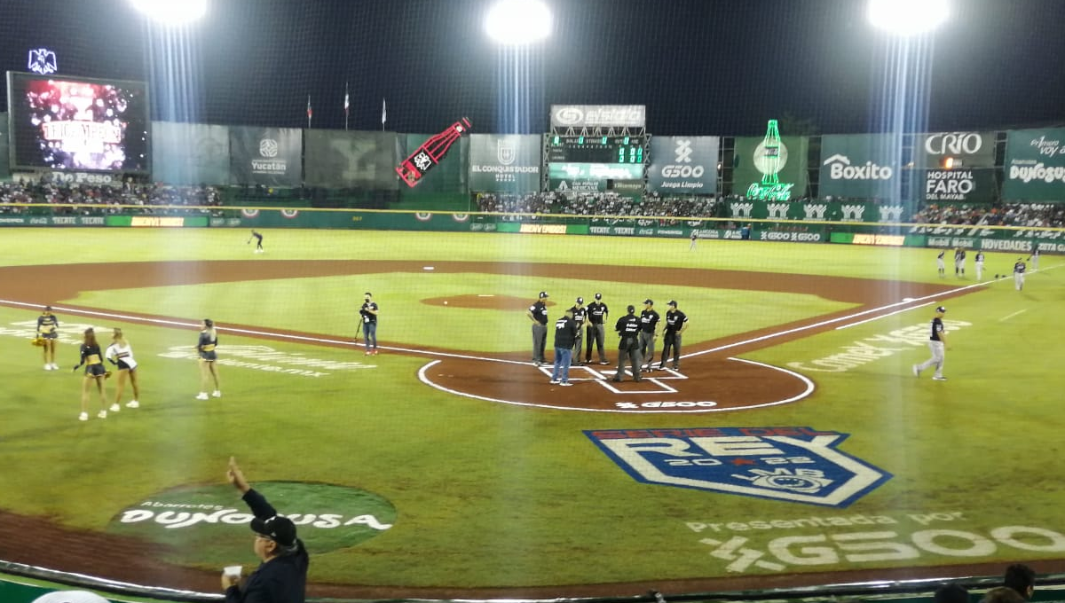 Lluvia permite juego entre Leones de Yucatán y Sultanes de Monterrey: EN VIVO