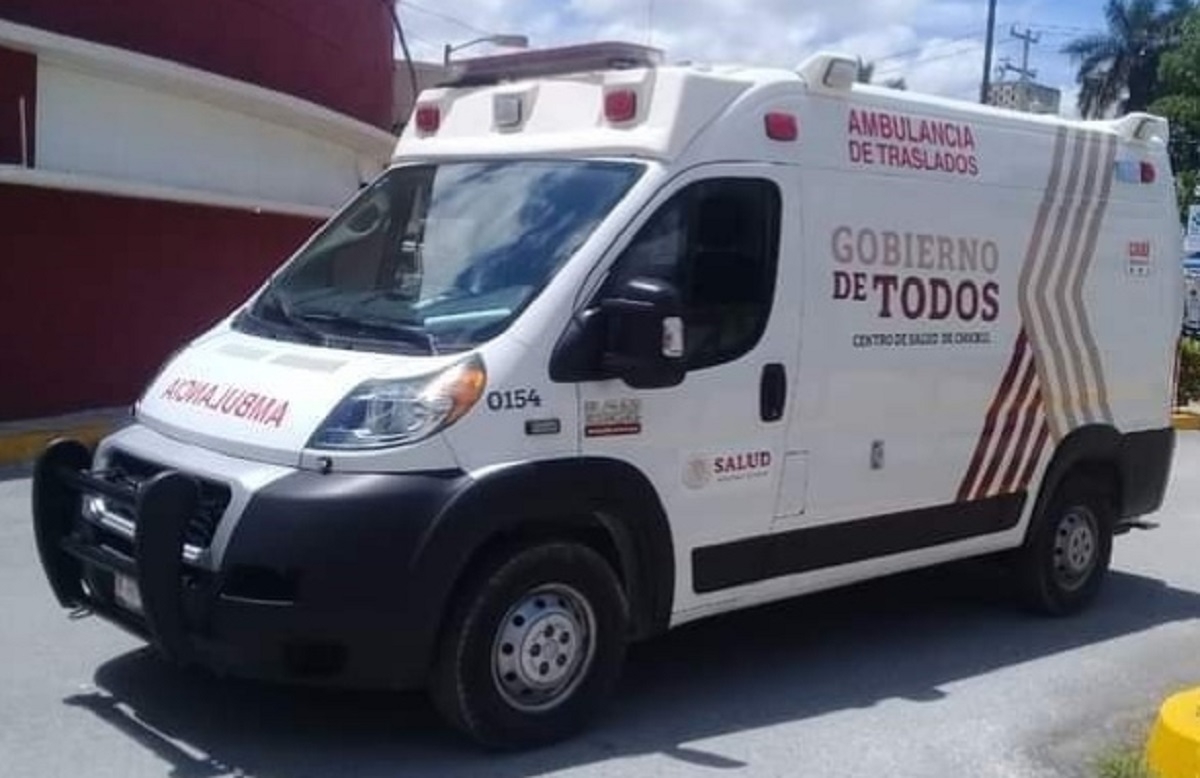 Mujer de Sabancuy da a luz en una ambulancia cuando era trasladada al hospital