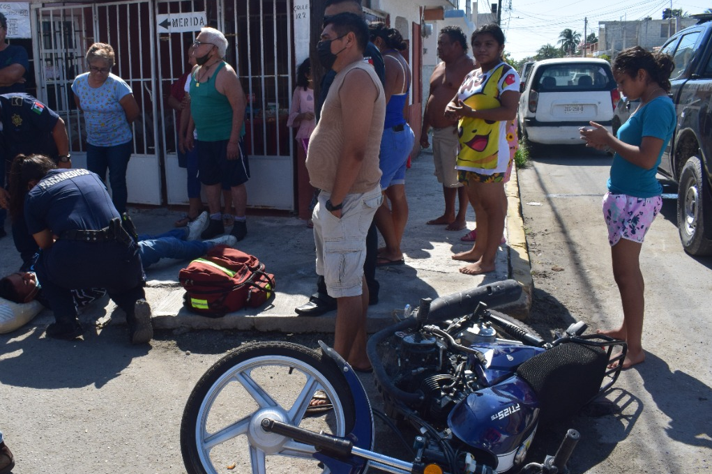 Conductor atropella a practicante de motocross en Progreso