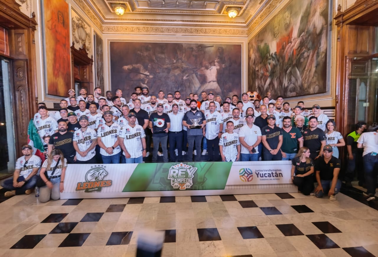 Mauricio Vila recibe a los Leones de Yucatán, ganadores de la Serie del Rey: EN VIVO