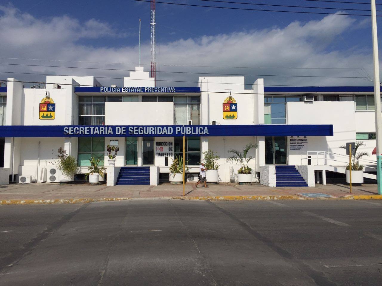 Mujer policía denuncia arresto arbitrario por altos mandos de Tránsito en Chetumal