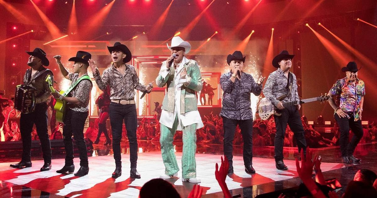 Esta es la millonaria cifra que cobrará Grupo Firme por concierto en el Zócalo de la CDMX