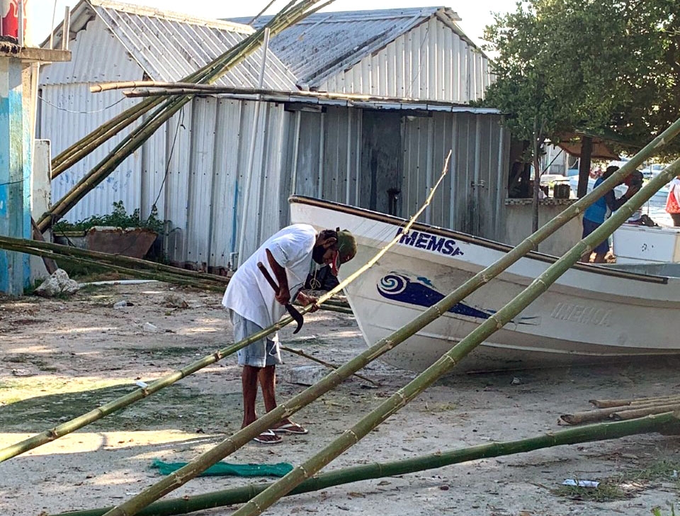 Pescadores de Sisal retoman la captura de especies tras 58 días de afectaciones por la marea roja