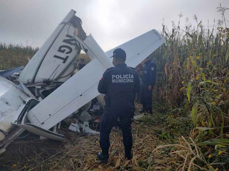 Se desploma avioneta en Otzolotepec, Edomex; hay al menos 2 heridos