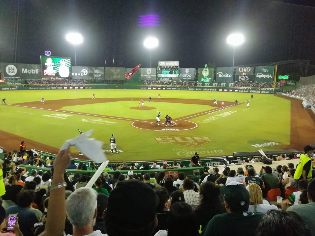 Leones de Yucatán a poco de llevarse el encuentro ante Diablos Rojos del México: EN VIVO