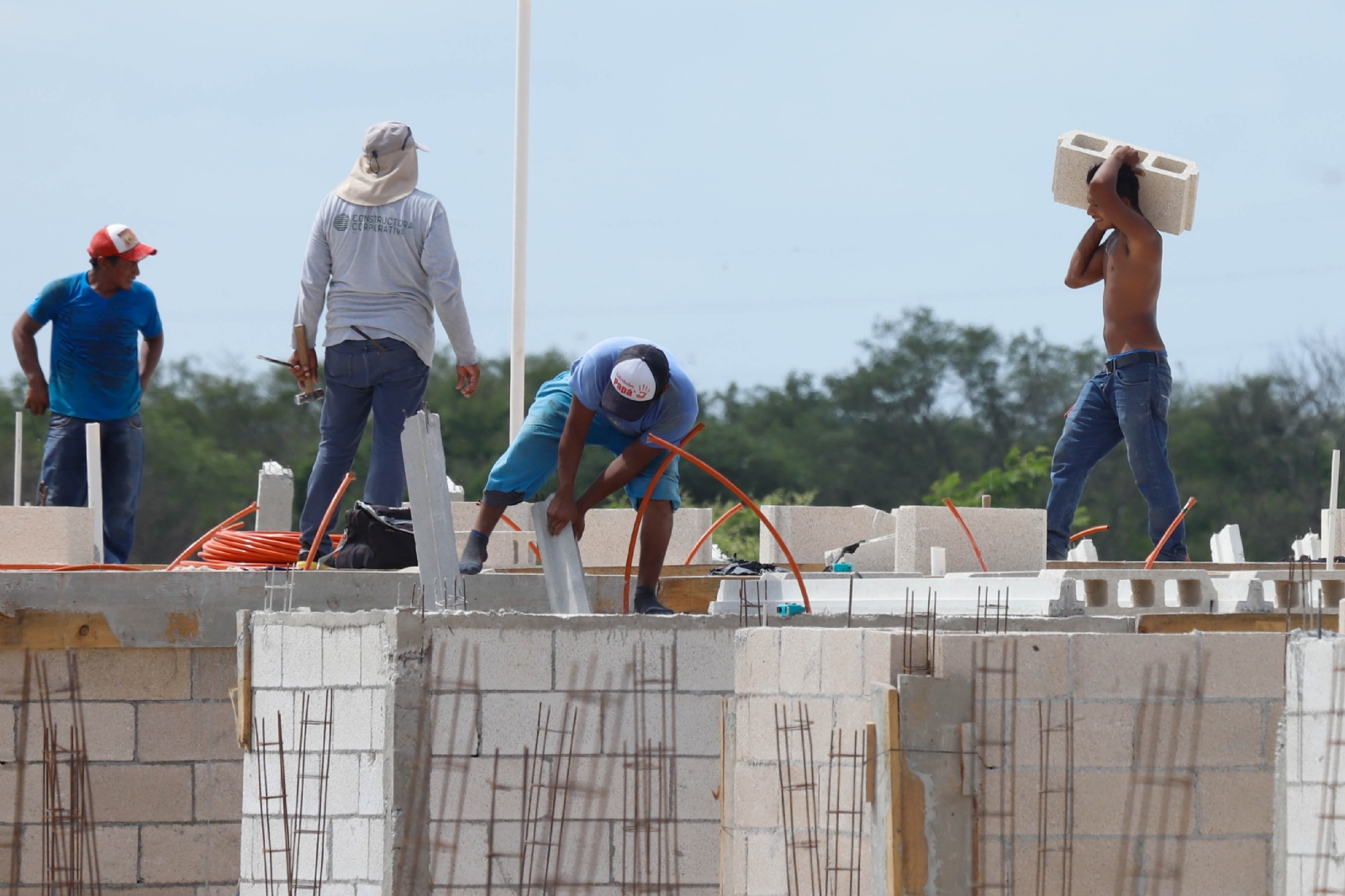 La mayoría de los albañiles buscan oportunidades en Cancún o en la Riviera Maya