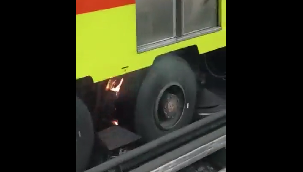 Un vagón del Metro de la CDMX de La Raza se incendió la noche de este martes