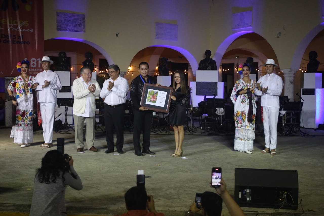 Conmemoran  el 58 aniversario de las Serenatas de Santa Lucía en el Mérida Fest