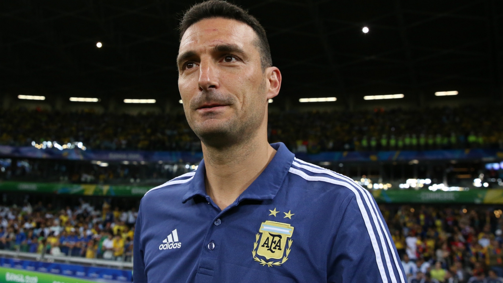 Entre Maradona y Messi me quedo con Messi, el mejor de la historia: Scaloni