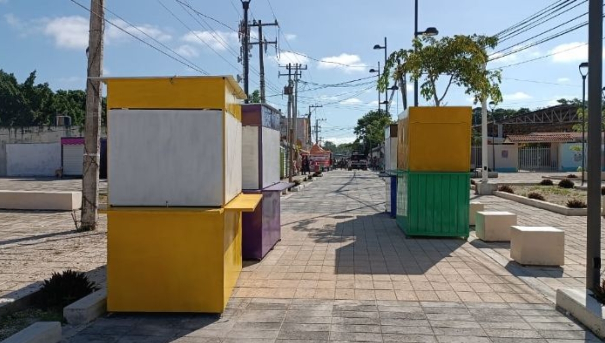 Continúan puestos ambulantes en Candelaria después de desalojo