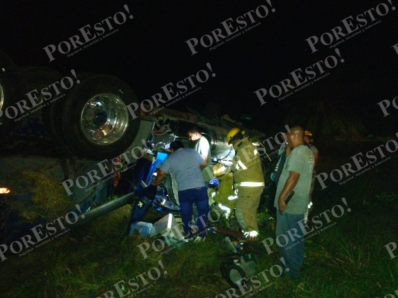 Reportan volcadura de un tráiler en Chetumal