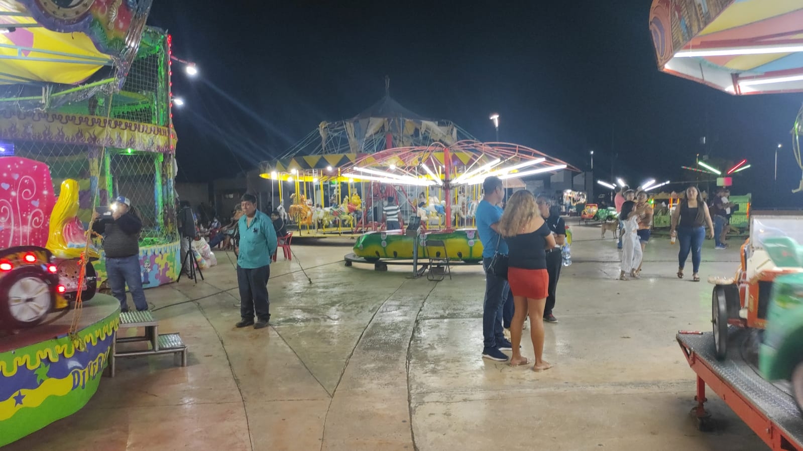 Familias se reúnen en el Parque Campeche este domingo: EN VIVO