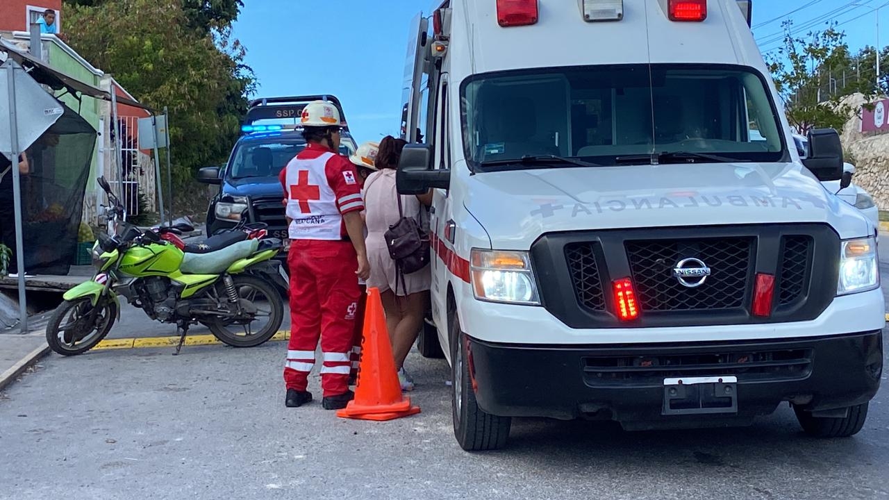 La mujer fue atendida por paramédicos