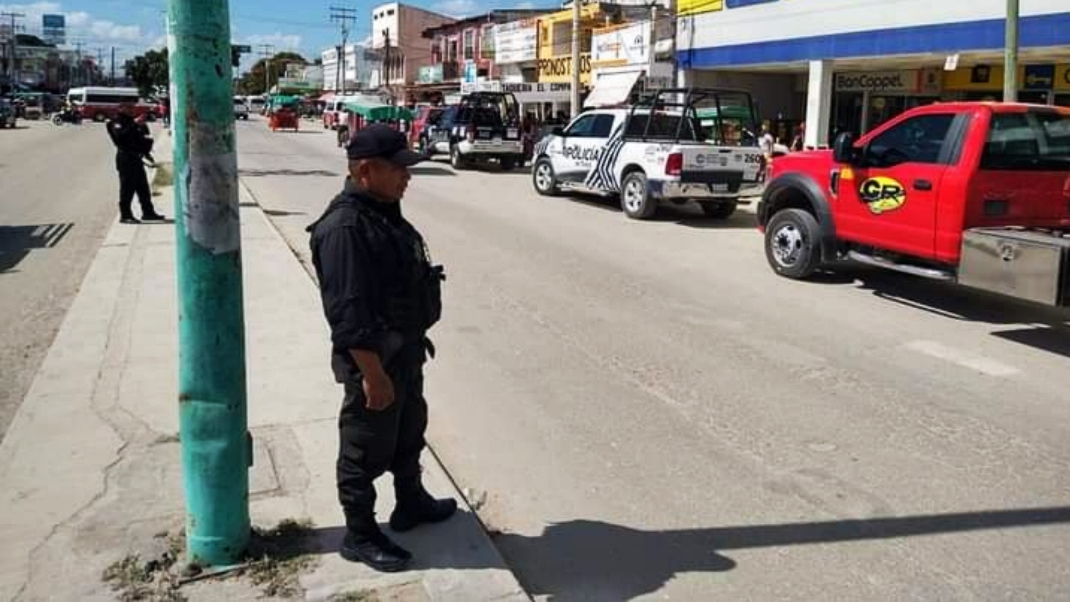 La policía remolcó la camioneta hasta la dirección de Seguridad Pública