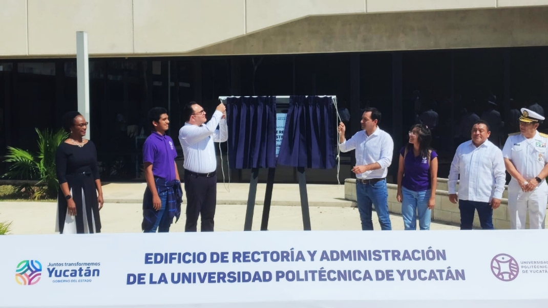 Mauricio Vila Dosal inaugura laboratorio de ciberseguridad en la UPY con una inversión de 4 mdp