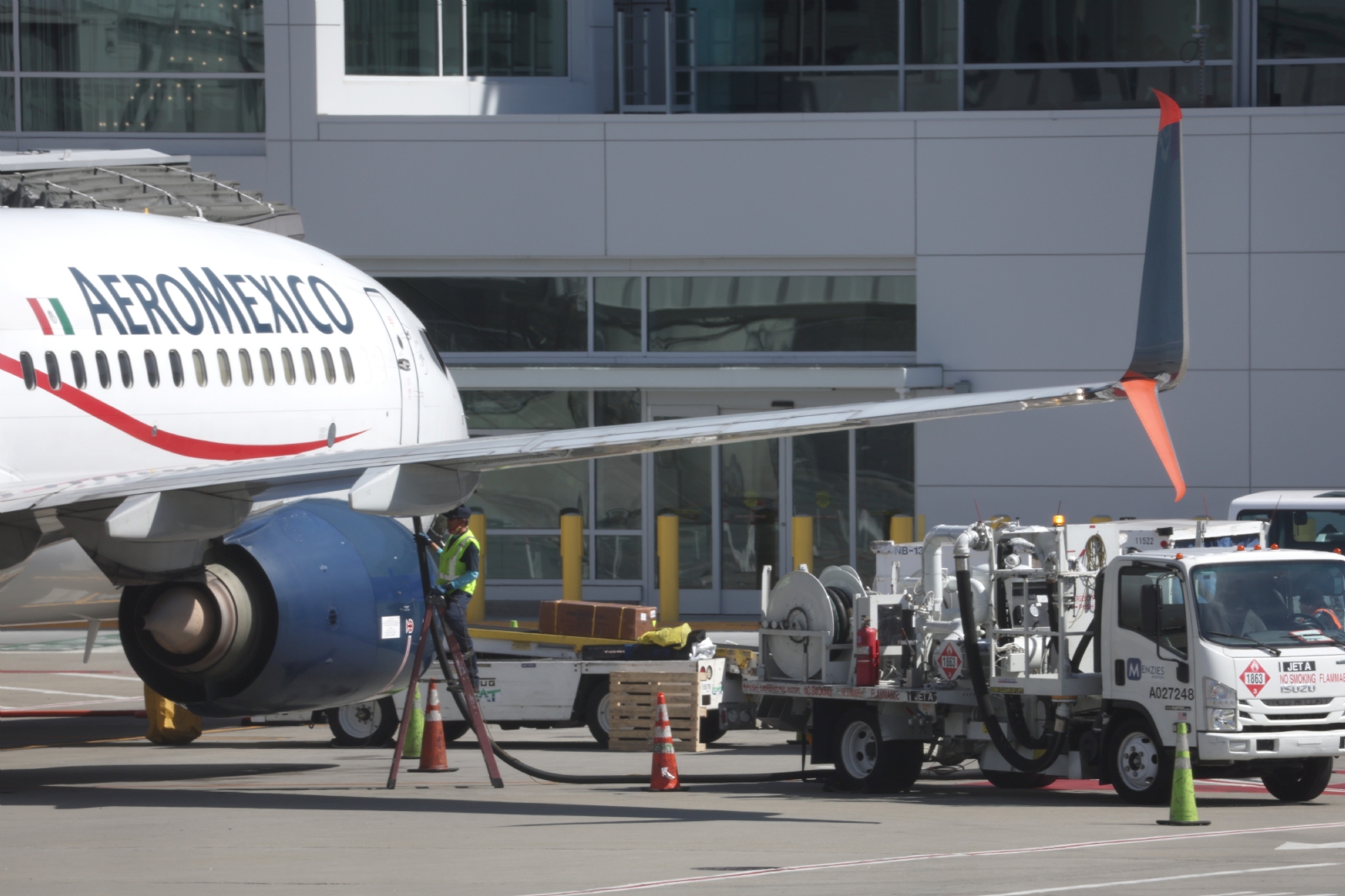 Aerolíneas confirman cancelación de vuelos a Sinaloa