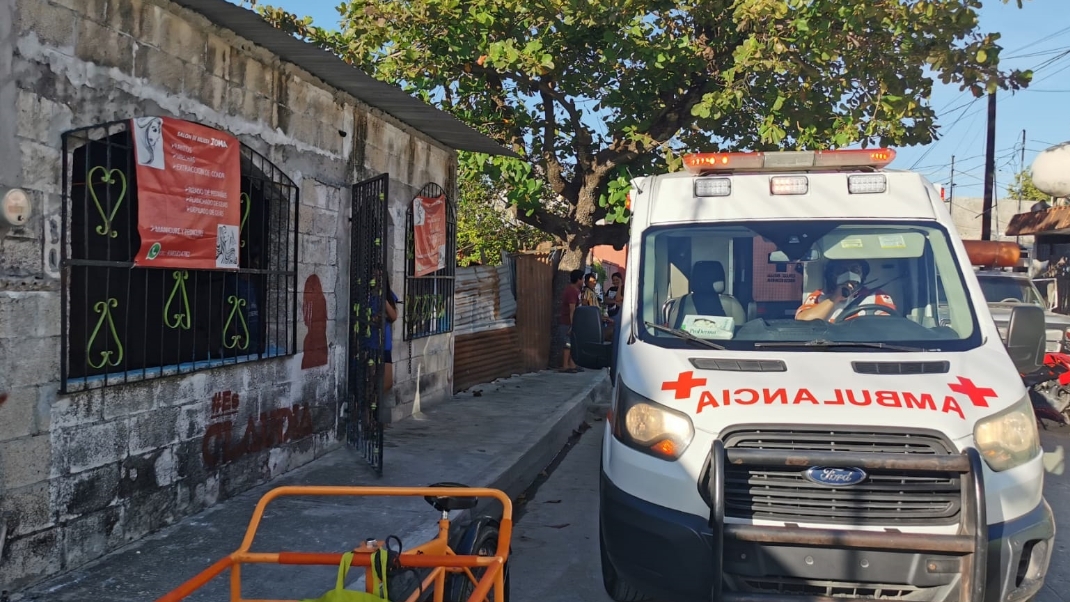 El menos fue traslado a un hospital para su atención