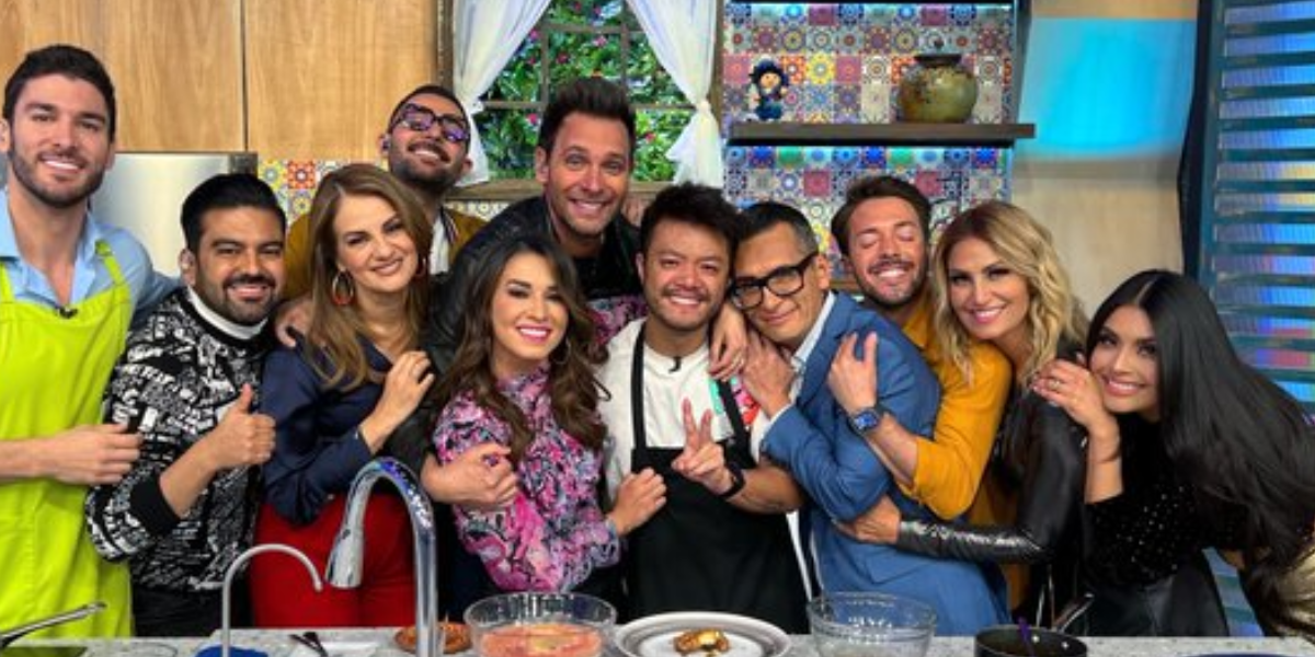 Todos despidieron al chino en el programa de este viernes. Foto: Especial