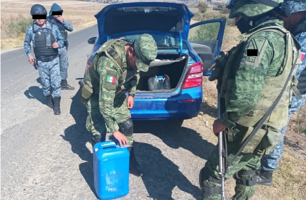 Ejército detiene a 17 huachicoleros con droga en Hidalgo