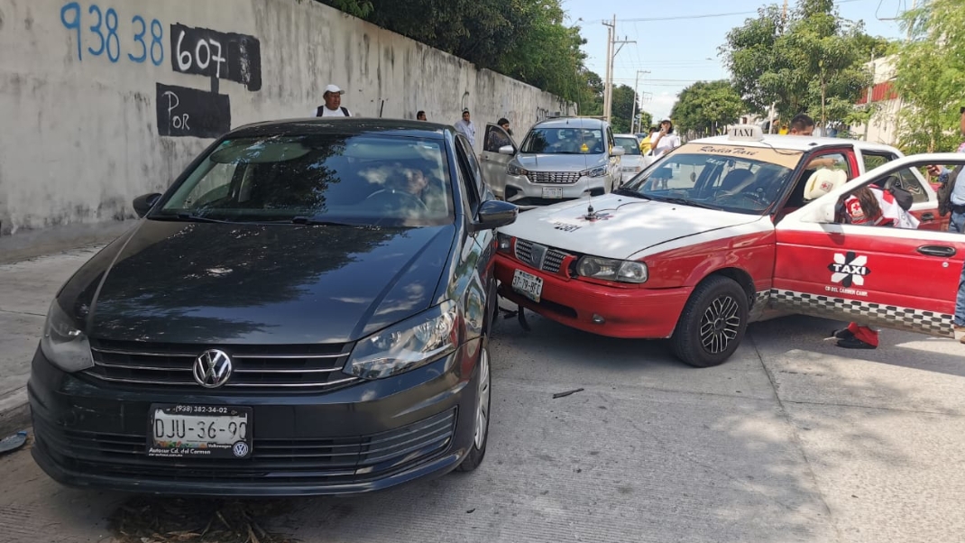 El hombre fue enviado al hospital para su atención