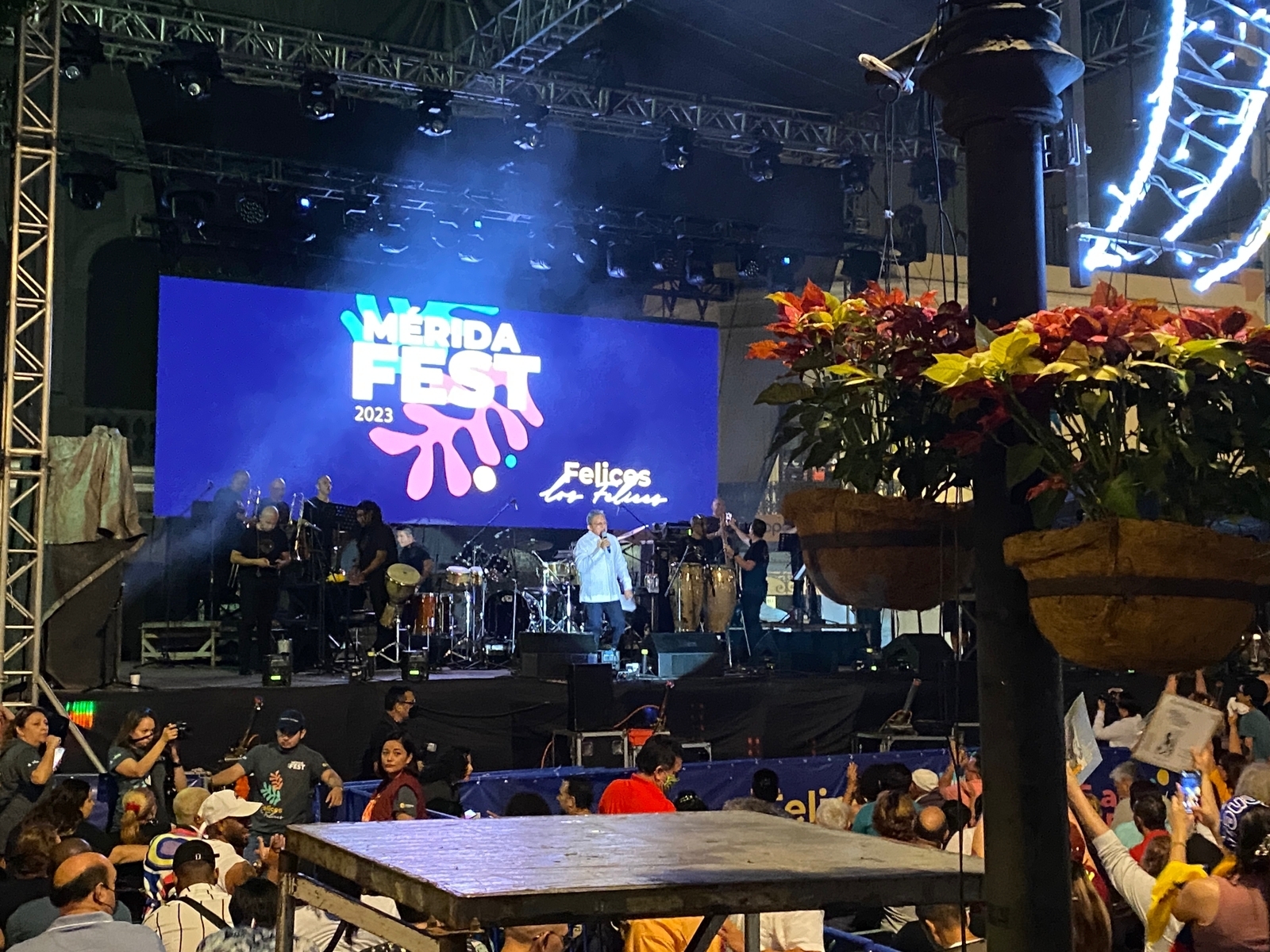 Oscar D' León se presenta en el Mérida Fest 2023: EN VIVO