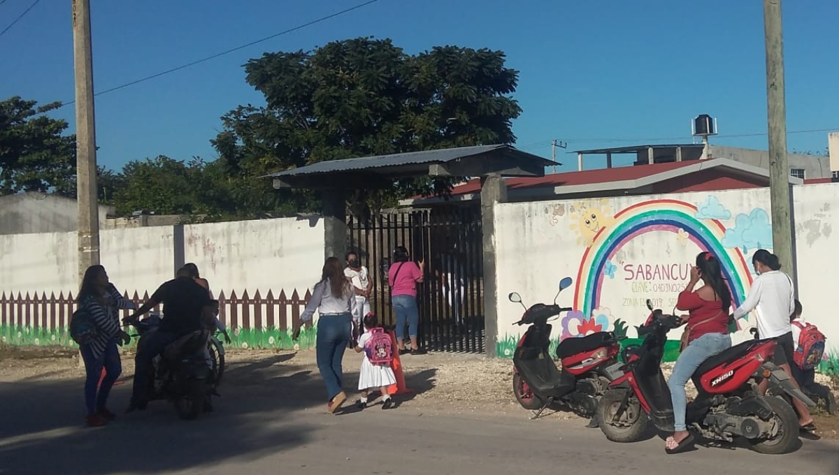 En Sabancuy, 95 por ciento de alumnos regresaron a clases