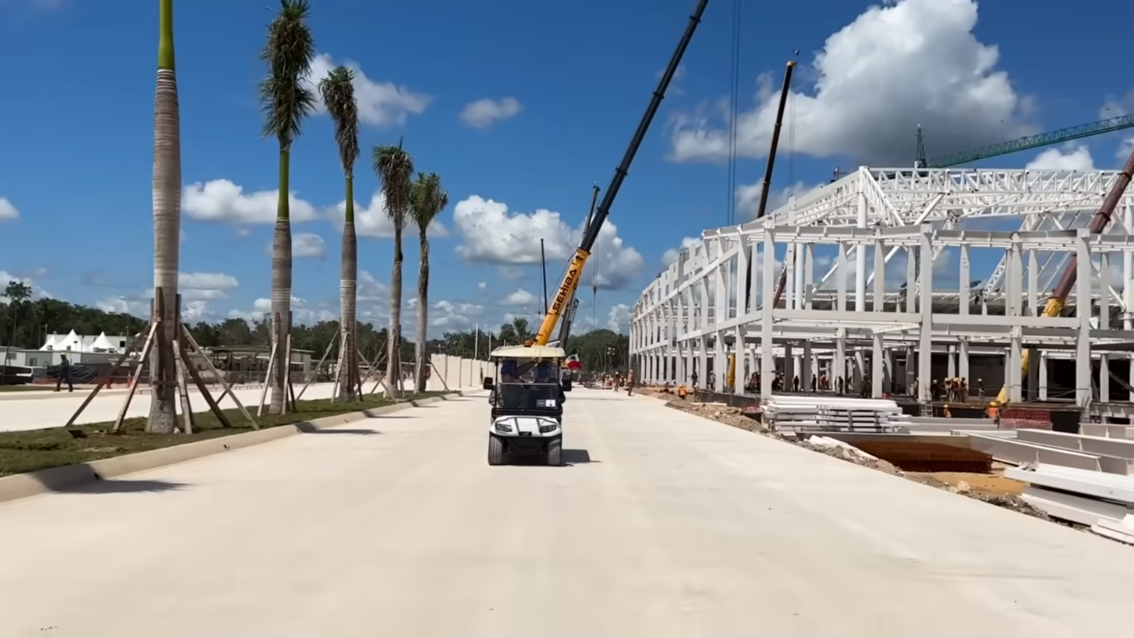 Aeropuerto Internacional de Tulum, sin transporte para pasajeros