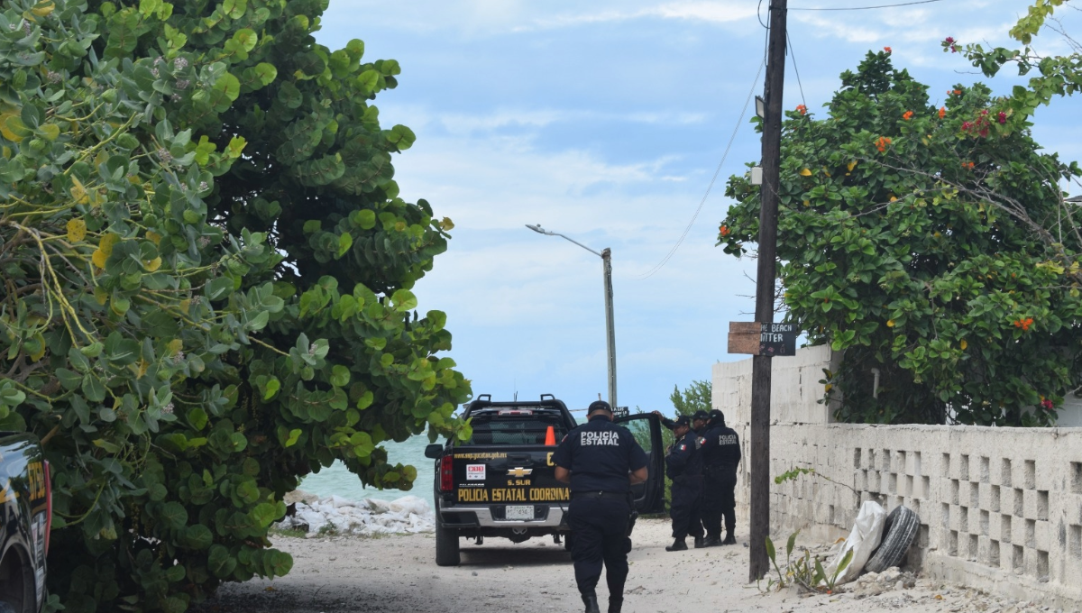 Su hallazgo se tuvo hasta el otro día cuando las olas trajeron el cuerpo a la orilla de la playa