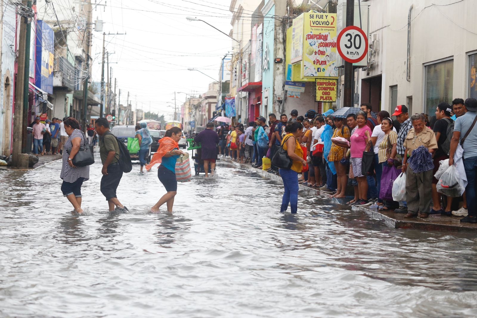 Se espera que se registren lluvias en Mérida durante la tarde