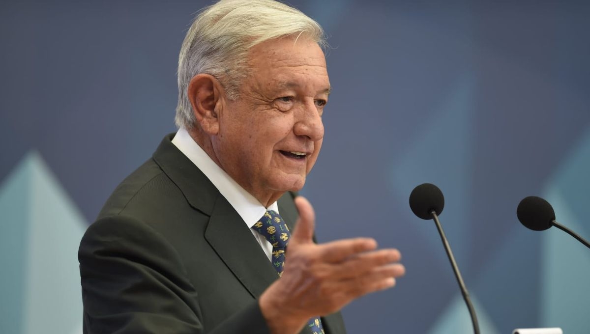 Presidente López Obrador pide en evento del SNTE no dejar de lado el Humanismo