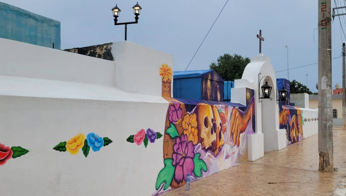 Cementerio de Pomuch, en espera de recibir a los visitantes este Día de Muertos: EN VIVO